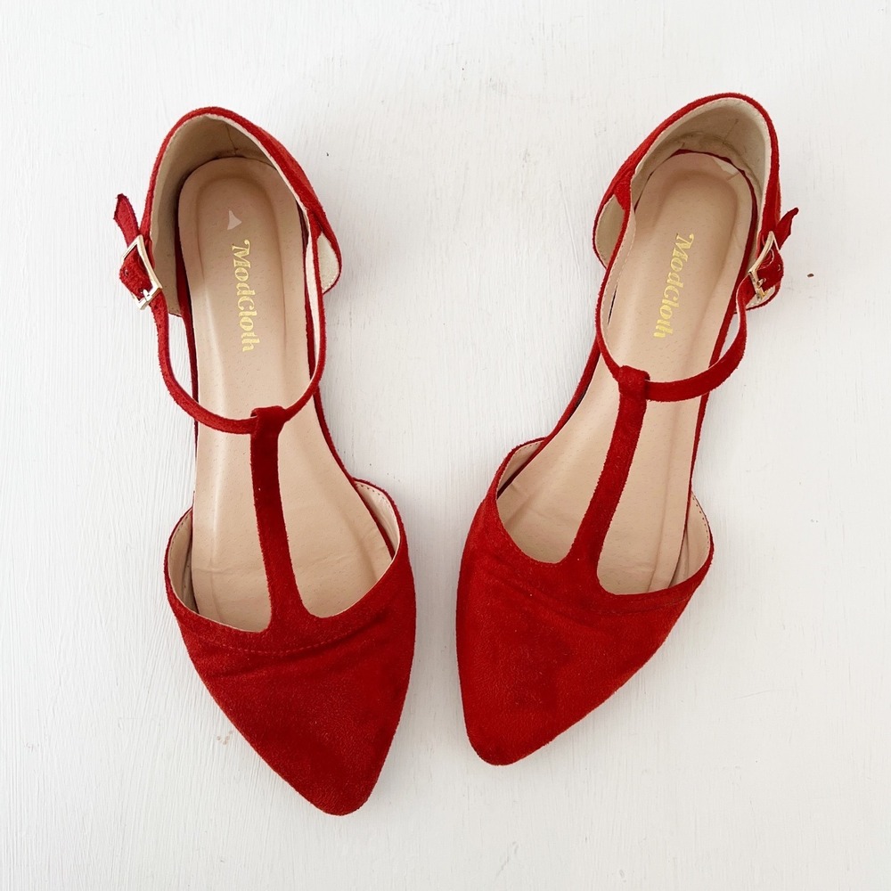 ModCloth T-Strap Flats Rust Orange Faux Suede Pointed Toe Shoes 8
